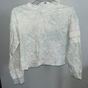 Hollister cropped light blue and white tie dye long sleeve shirt